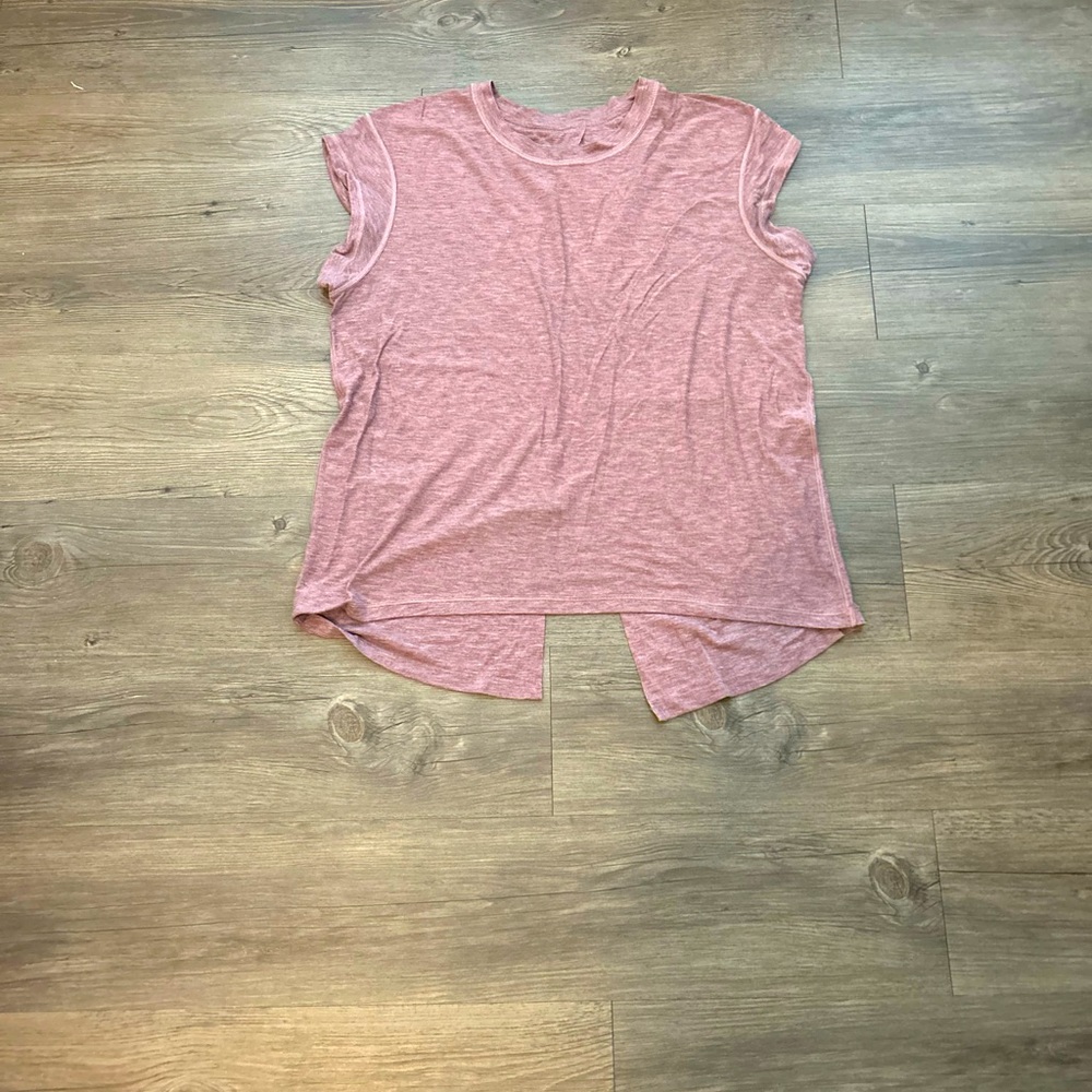 Size 4 Lululemon top